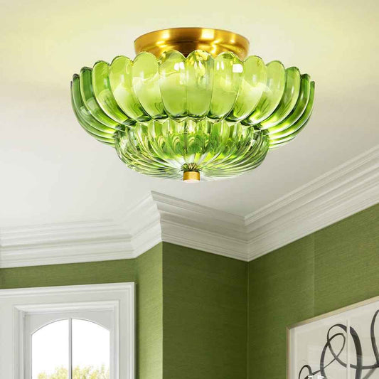 Plafonnier semi-encastré à verre festonné, laiton, verre vert en coupelles translucides