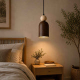 Suspension bimatière bois brun et pierre beige, abat-jour conique avec lumière