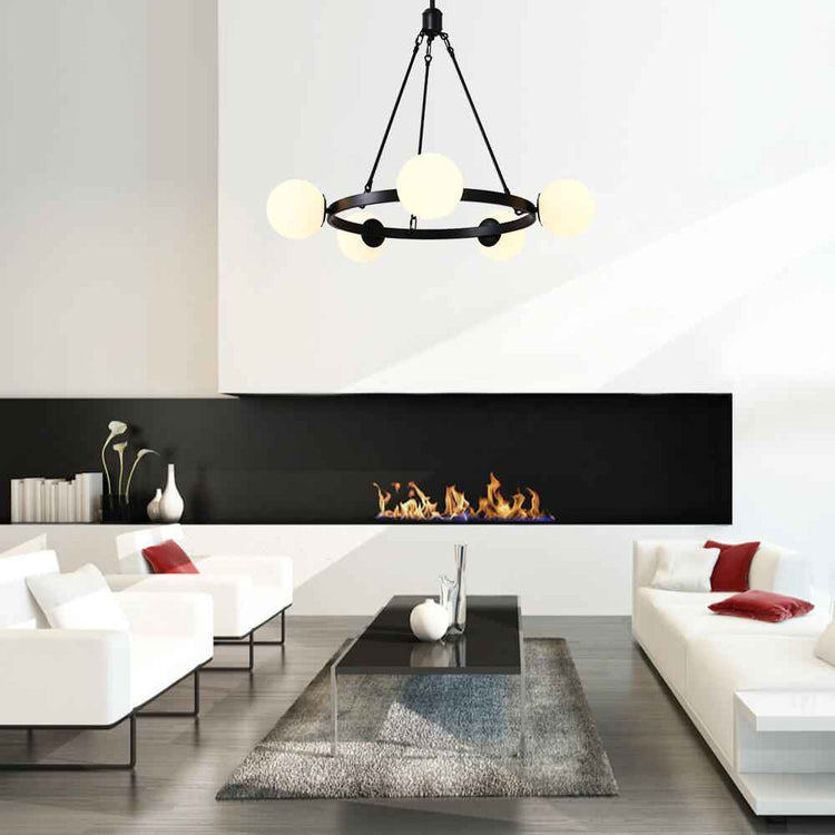 Lustre suspendu noir à cinq globes en verre laiteux, anneau arrondi