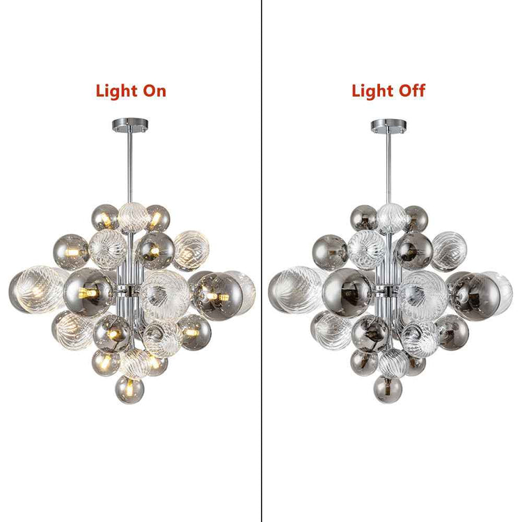 Lustre à grappe de boules de verre, affiché en modes allumé et éteint.