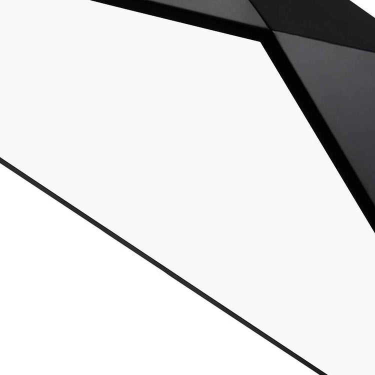 Plafonnier LED noir moderne, détail du bord et du diffuseur lumineux