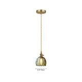 Suspension luminaire 1 lumière : dôme en verre transparent, rainures verticales, laiton