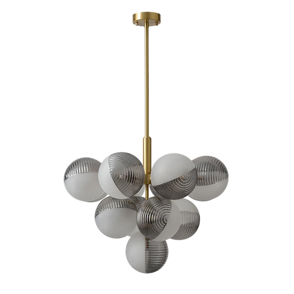 Lustre à boules de verre opale texturé gris, tige laiton et rosace ronde.