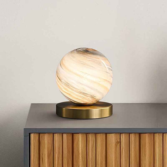 Lampe à poser avec globe en marbre beige et base dorée, style boule