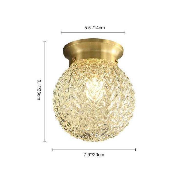 Plafonnier semi-encastré : globe en verre texturé laiteux et base en laiton