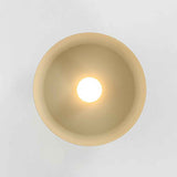 Plafonnier LED dôme beige, abat-jour diffusant, ampoule blanche centrale.