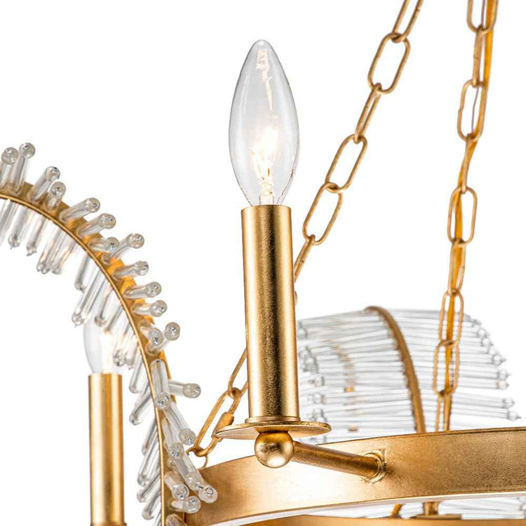 Socle doré de lustre avec ampoule à flamme et tiges de cristal transparent