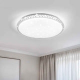 Plafonnier ovale en verre opalin blanc, bord décoratif ajouré doré et points lumineux